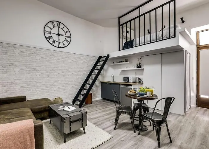 Amazing Loft 4p- Republique Διαμέρισμα *